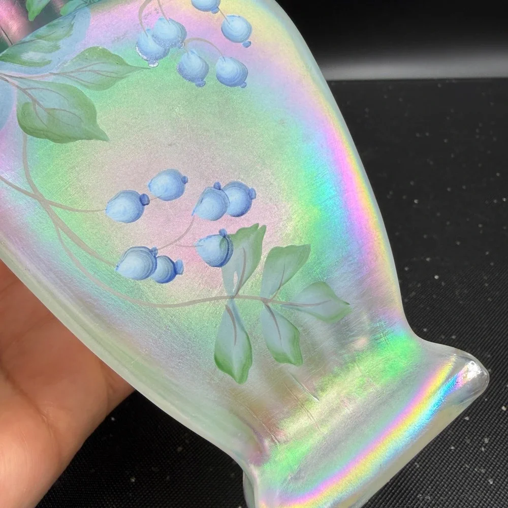 Fenton‎ New Century XXI Green Opalescent Iridescent Hand Painted Blueberry Vase